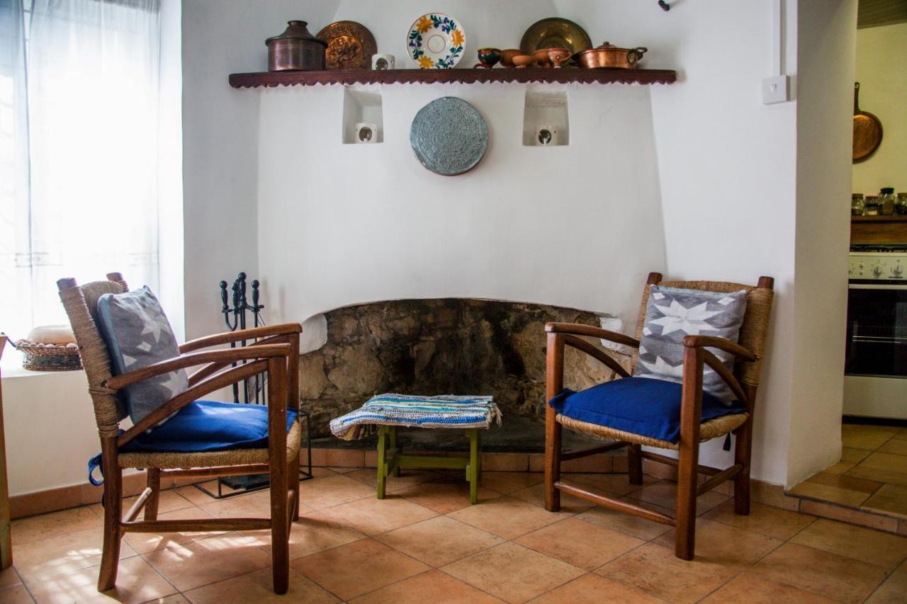 Cecilias Courtyard Malya Exterior foto