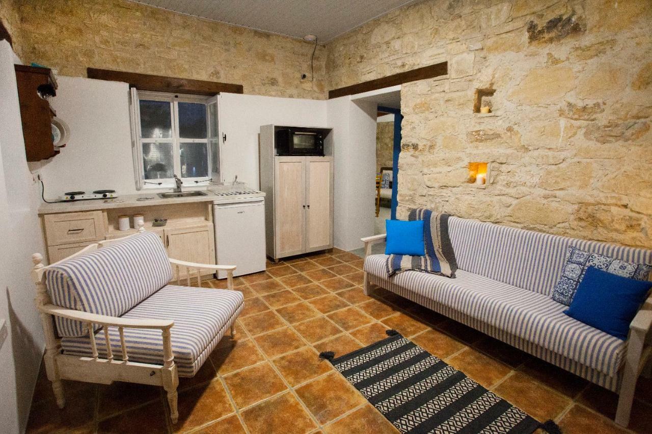 Cecilias Courtyard Malya Exterior foto